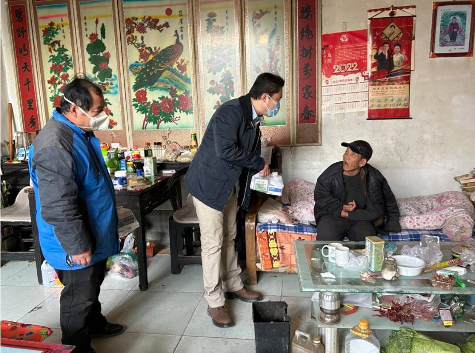 12月29日上午,山东老年大学派驻德州市临邑县临南镇富源新村第一书记