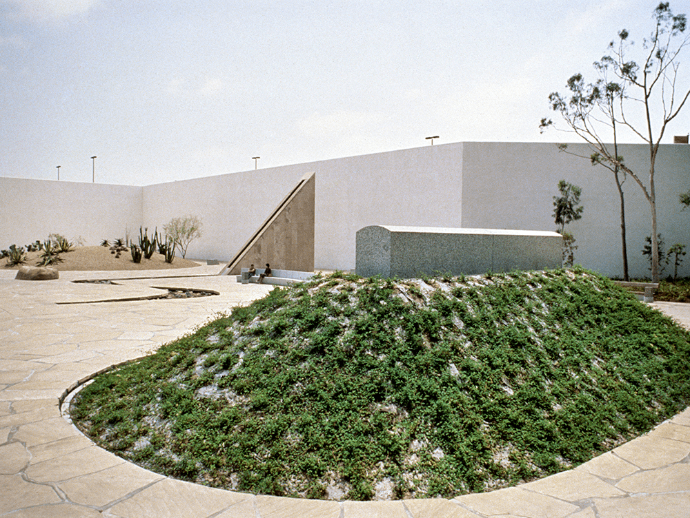 野口勇 | 美国现代景观中体现东方精神的代表作:加州情景