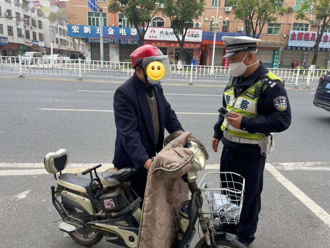 据东莞交警今天发布的最新消息,2023年1月1日起,东莞交警对电动自行车