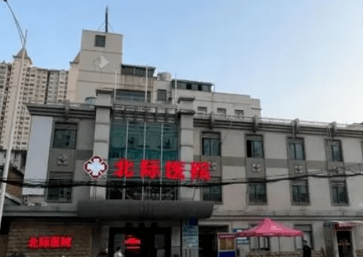 老人下葬后死而复生？家属医院均搞错，双方回应了