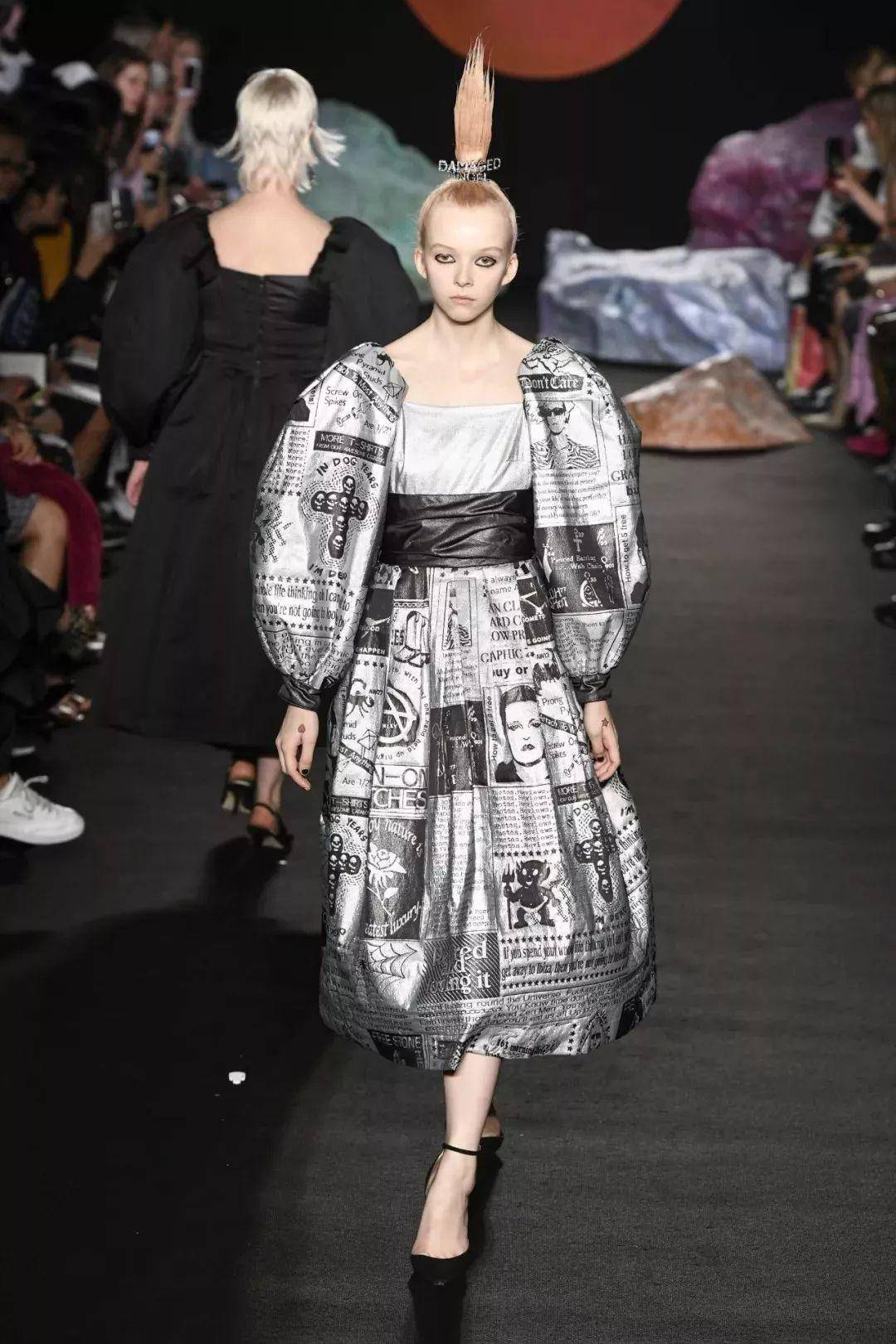 时髦精不看报纸,只想把他们穿身上!_印花_元素_系列