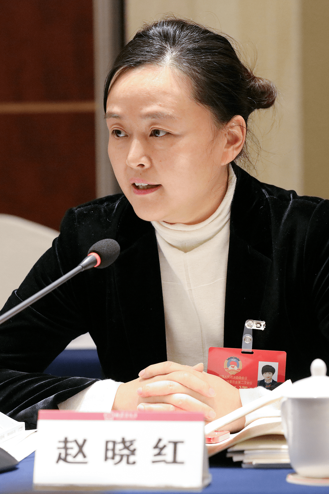 张桂华参加市政协七届二次会议第四组讨论_发展_建议_宜昌