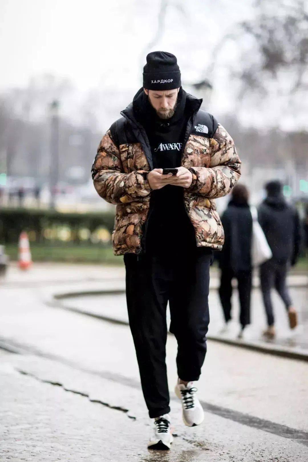 又一巨头崩了:北面羽绒服原价3000,狂打骨折_north_the_face