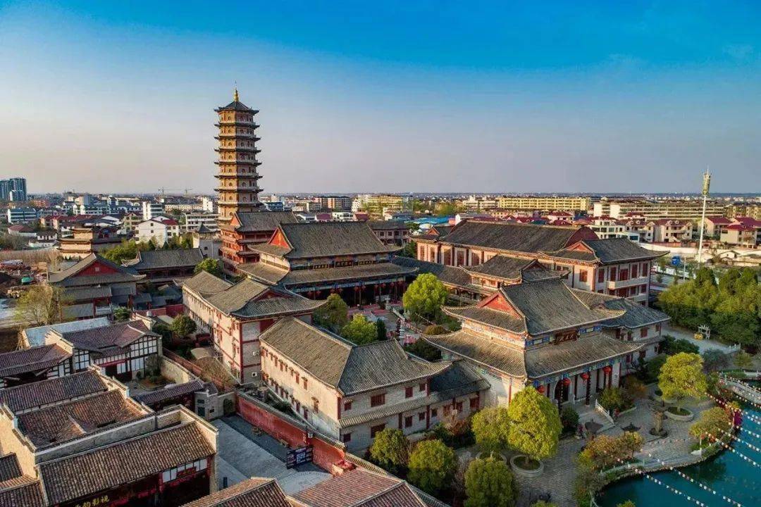 文昌里景区实拍图文昌里共计有商户 266家,街区内有博物馆,纪念馆等