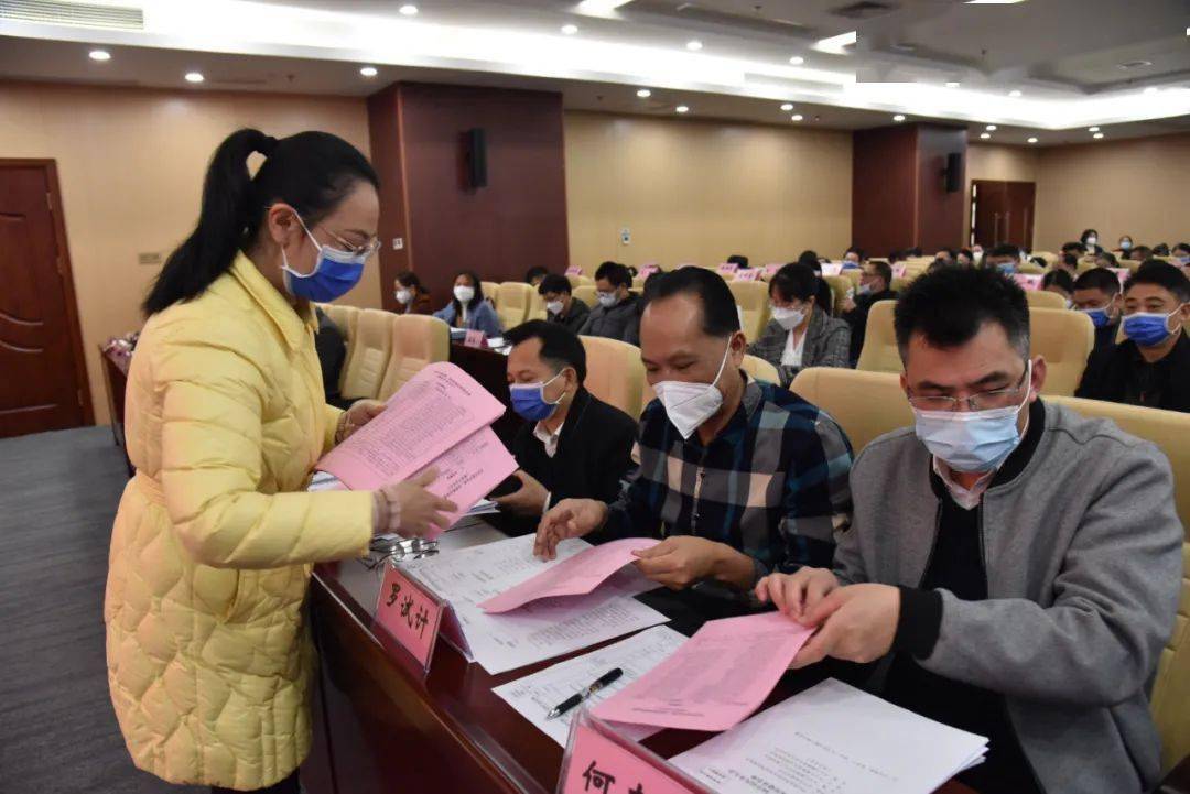 百色市医学会第二次会员代表大会暨换届选举大会胜利