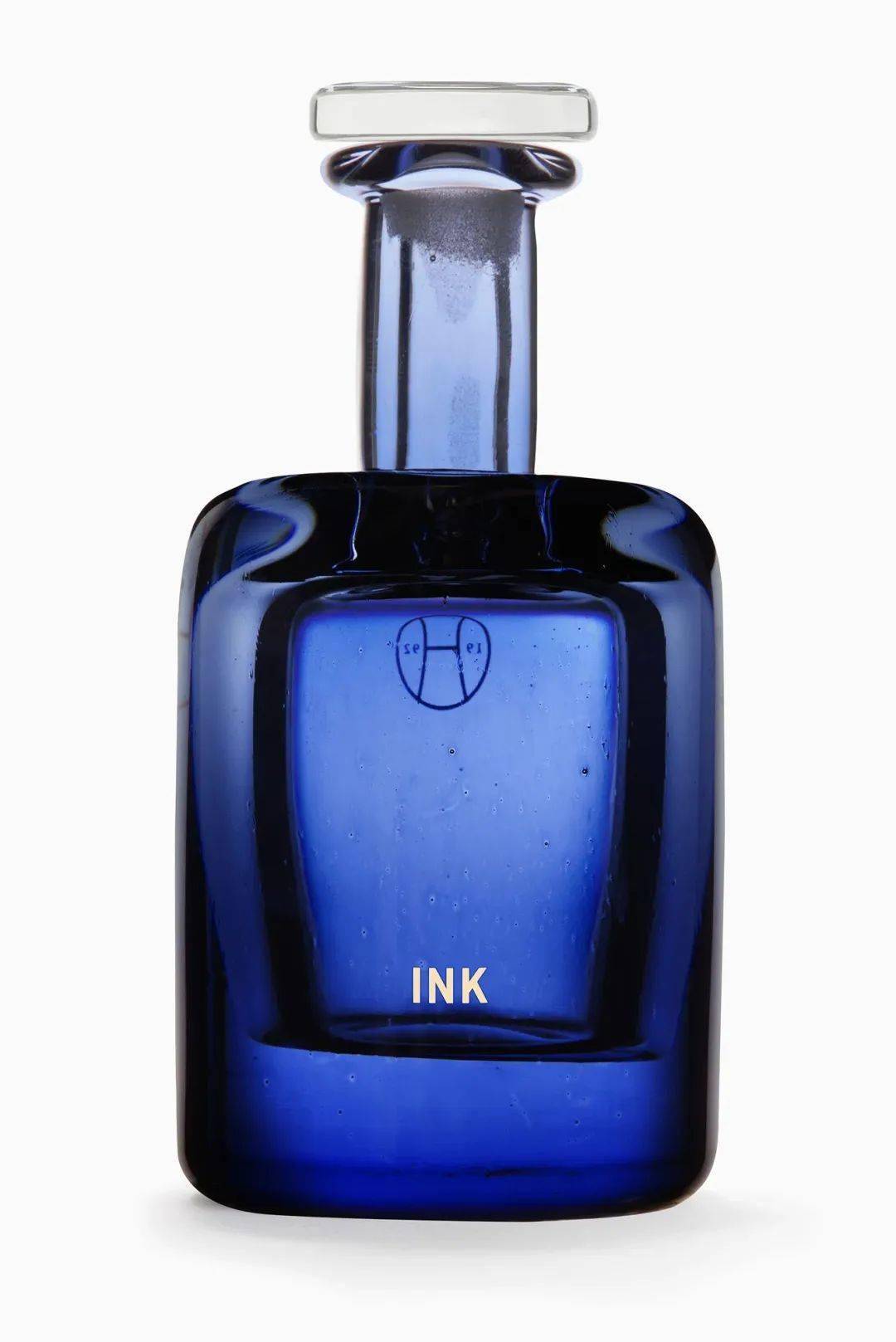 香水_香气_nicola