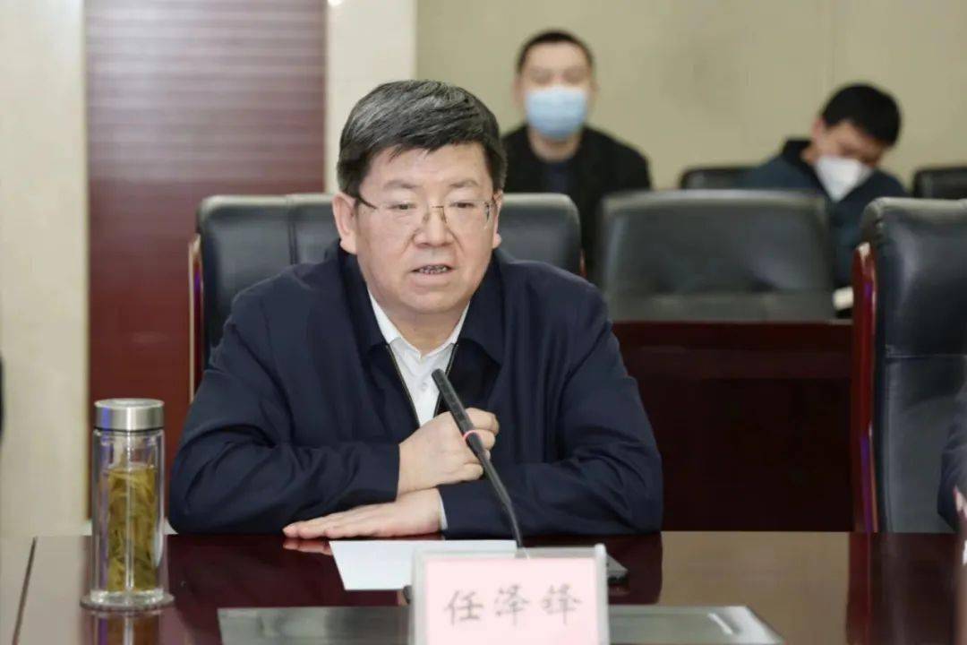 市委常委,常务副市长孙良鸿,市政府秘书长戴宜斌及淮南经开区,市有关