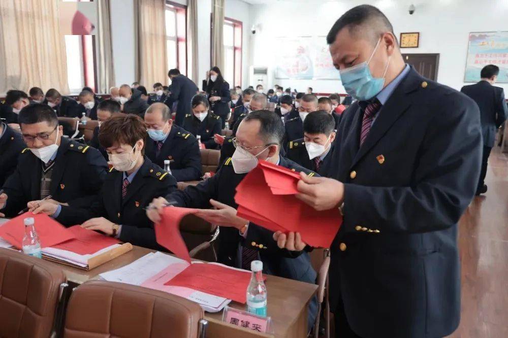 牡丹江电务段二届九次职工代表大会胜利召开!_工作_发展_报告