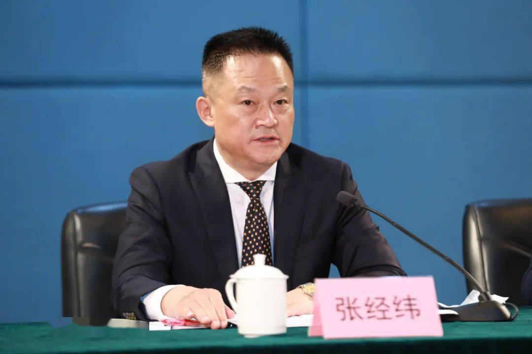 据张经纬介绍,2022年1月,我市把"打造美丽中国珠海实践"写入政府
