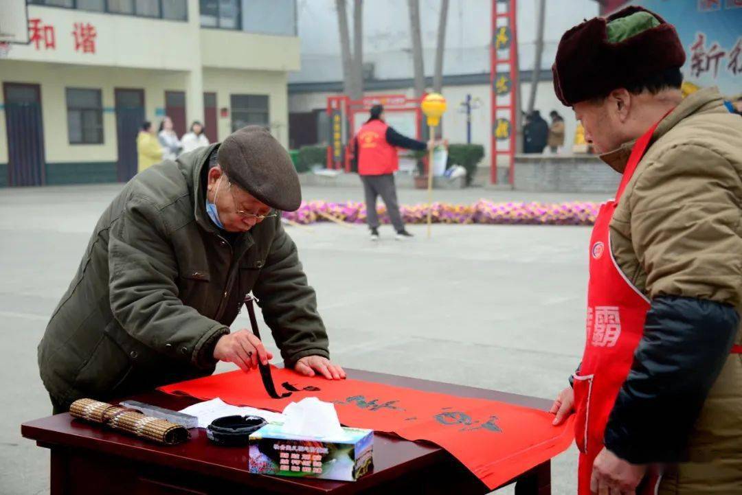 博爱县"写春联送祝福"文化活动走进鸿昌街道九街社区_服务_老年_弘扬