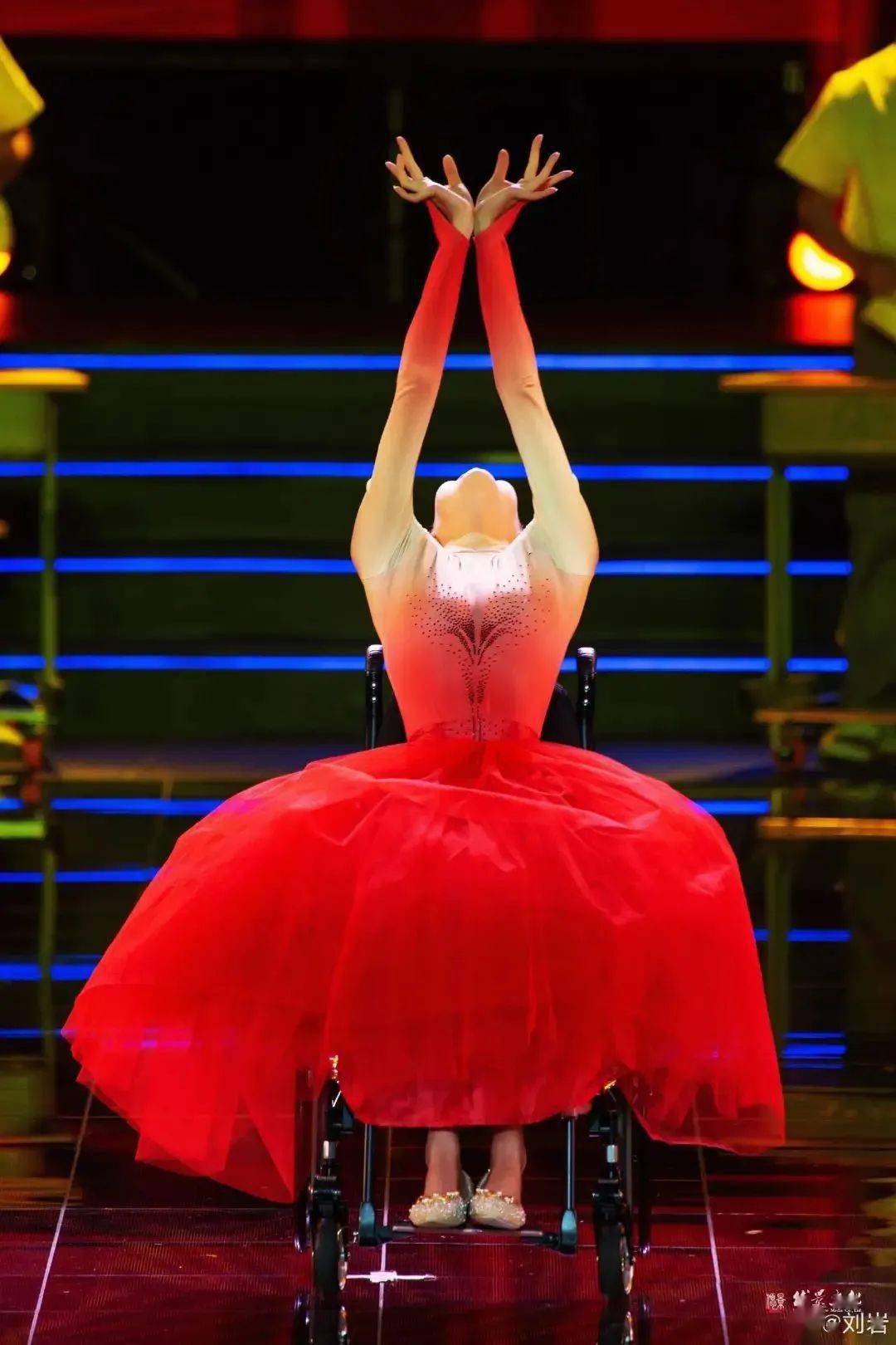 邰丽华_父母_舞蹈