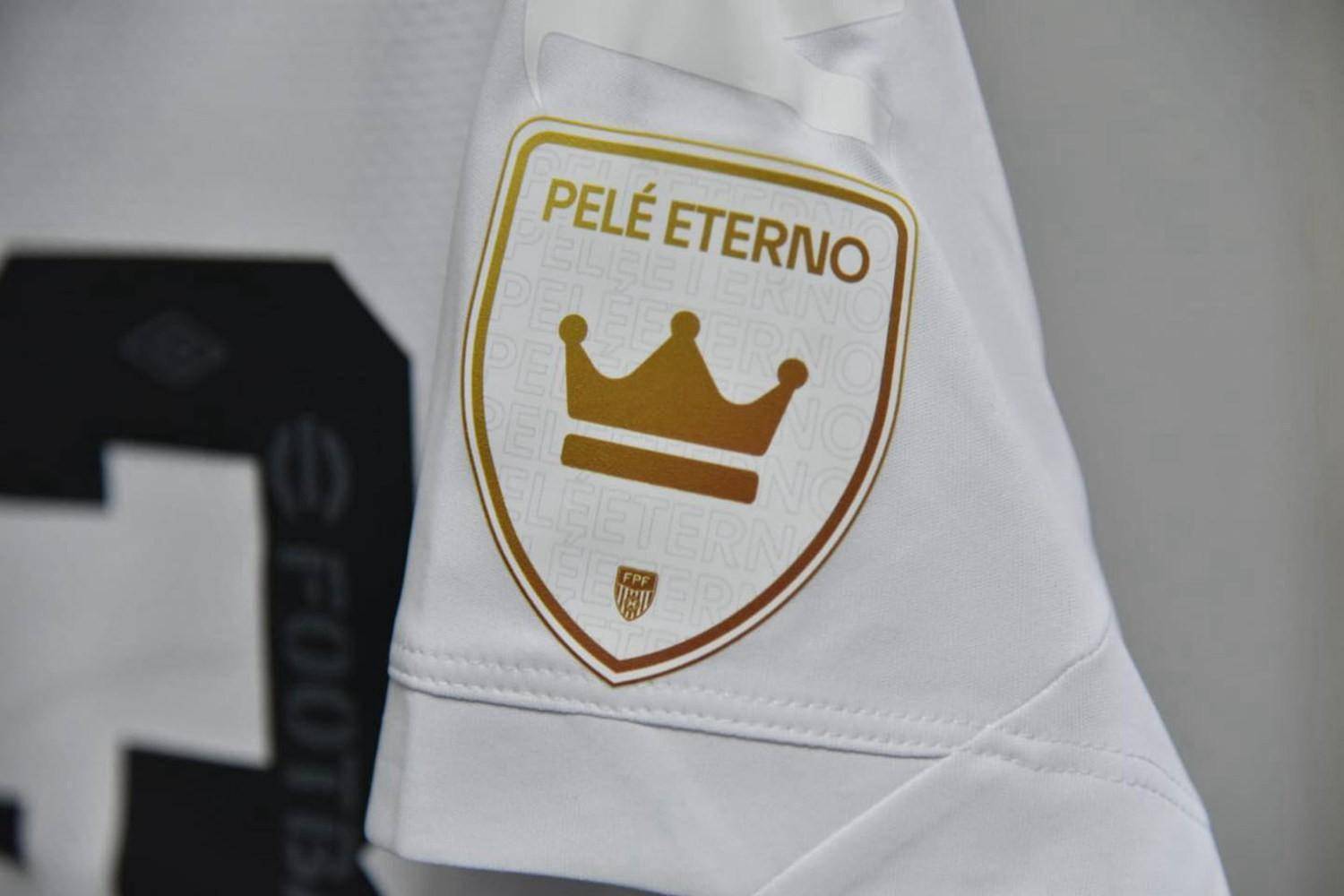 桑托斯推出特别版球衣纪念贝利_搜狐网