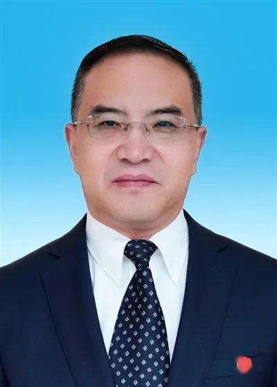 刘浩年刘浩年,男,1966年8月出生,汉族,青海西宁人,中共党员,1982年12