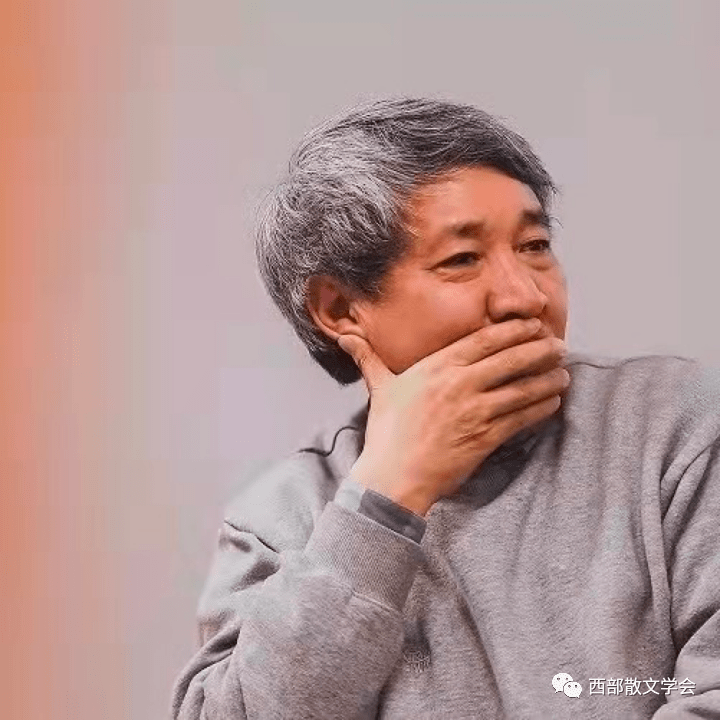 中国散文作家排行榜_顶端新闻文学频道2022年年度榜单出炉!刘震云、阎连科、李少君上榜...