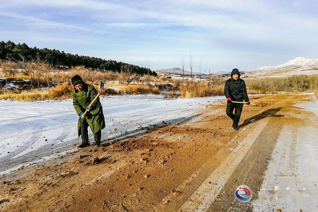 黑水镇清除道路隐患 全力保障群众出行安全_重点_路面_车辆