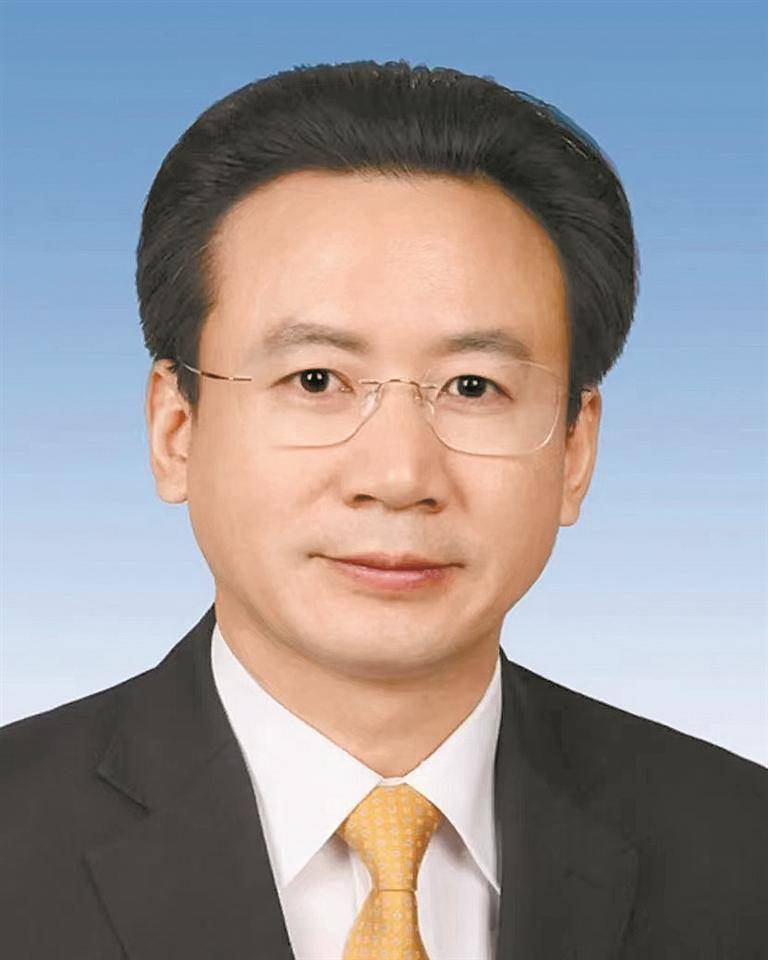 张少康,男,汉族,1965年9月生,大学,九三学社,现任广东省政府副省长