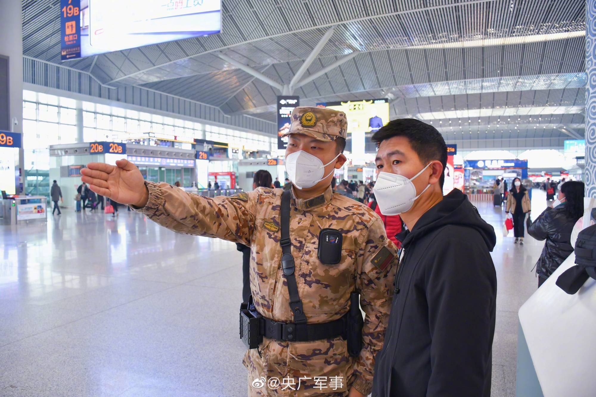 安心回家!武警官兵全力守护归乡路_巡逻_曾晨_帅东