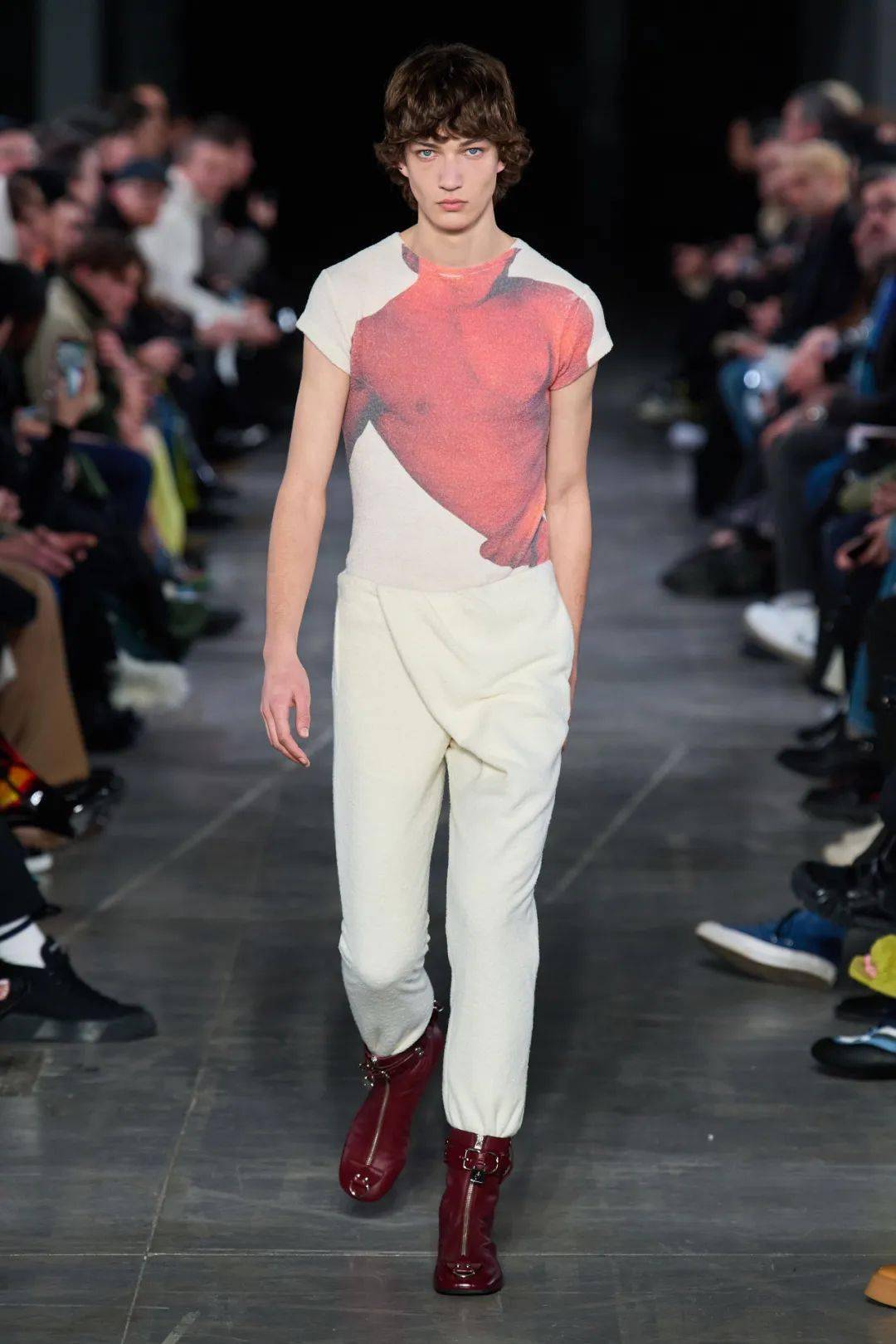 秀场| jw anderson 2023 秋季男装时装秀