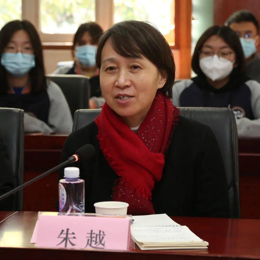 七宝中学举行新疆内高班爱心助学座谈会_家乡_民族_闵行区