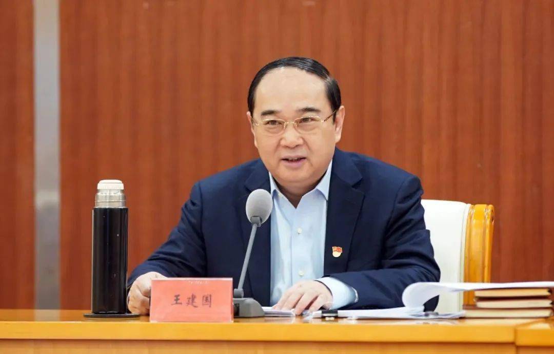 王建国同志为市卫生健康委系统作学习宣传贯彻党的二十大精神专题宣讲