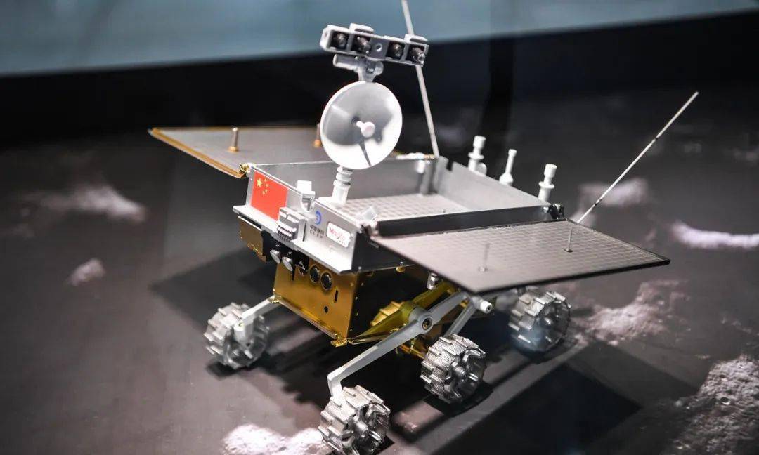 (电子设备的)休眠模式月球车的名字是向中国神话致敬,传说嫦娥和玉兔