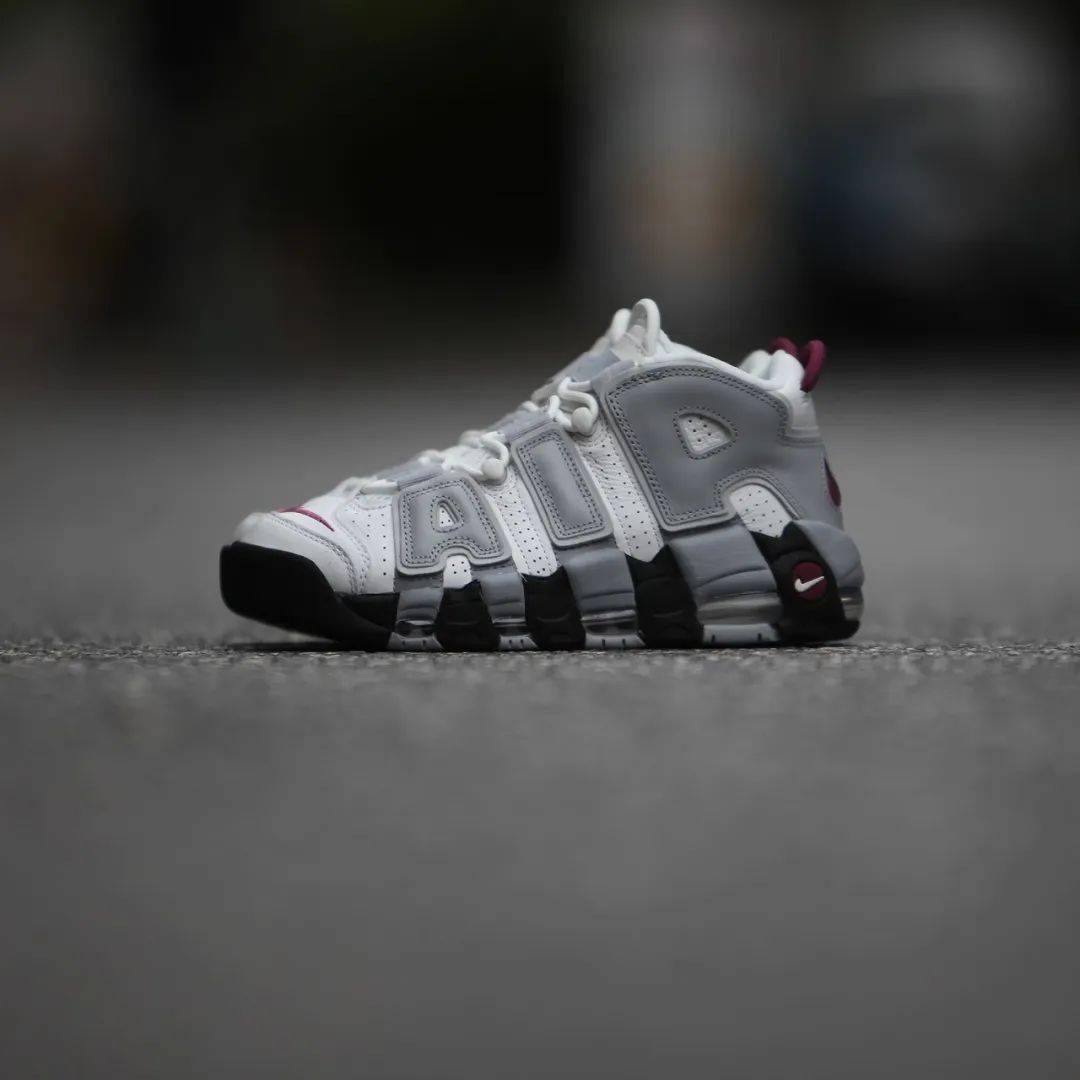 Nike Air More Uptempo 