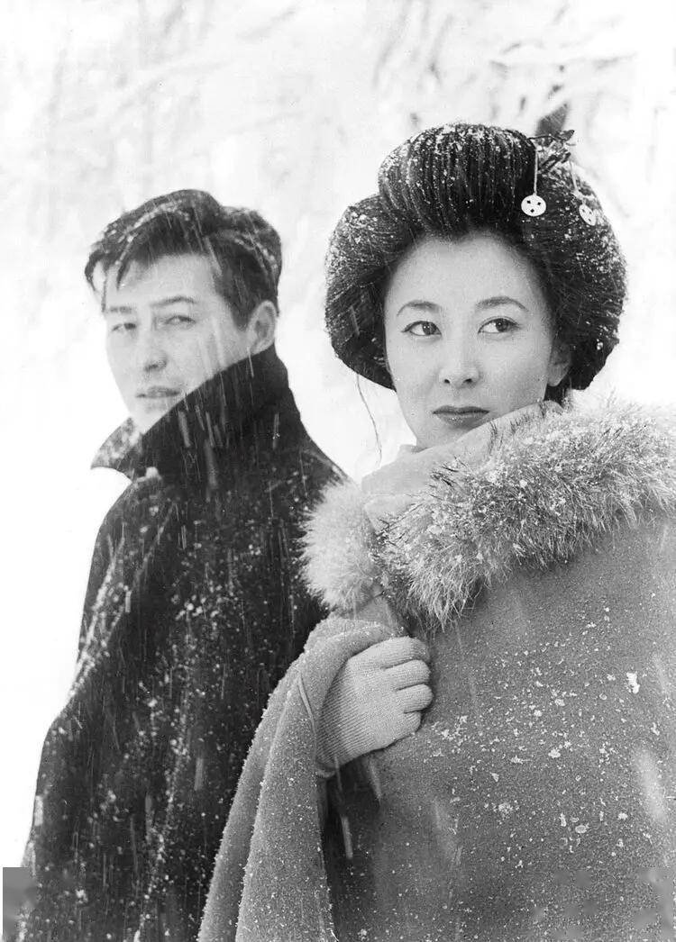 深读川端康成《雪国》:不要温和地走进那良夜_岛村_小说_驹子