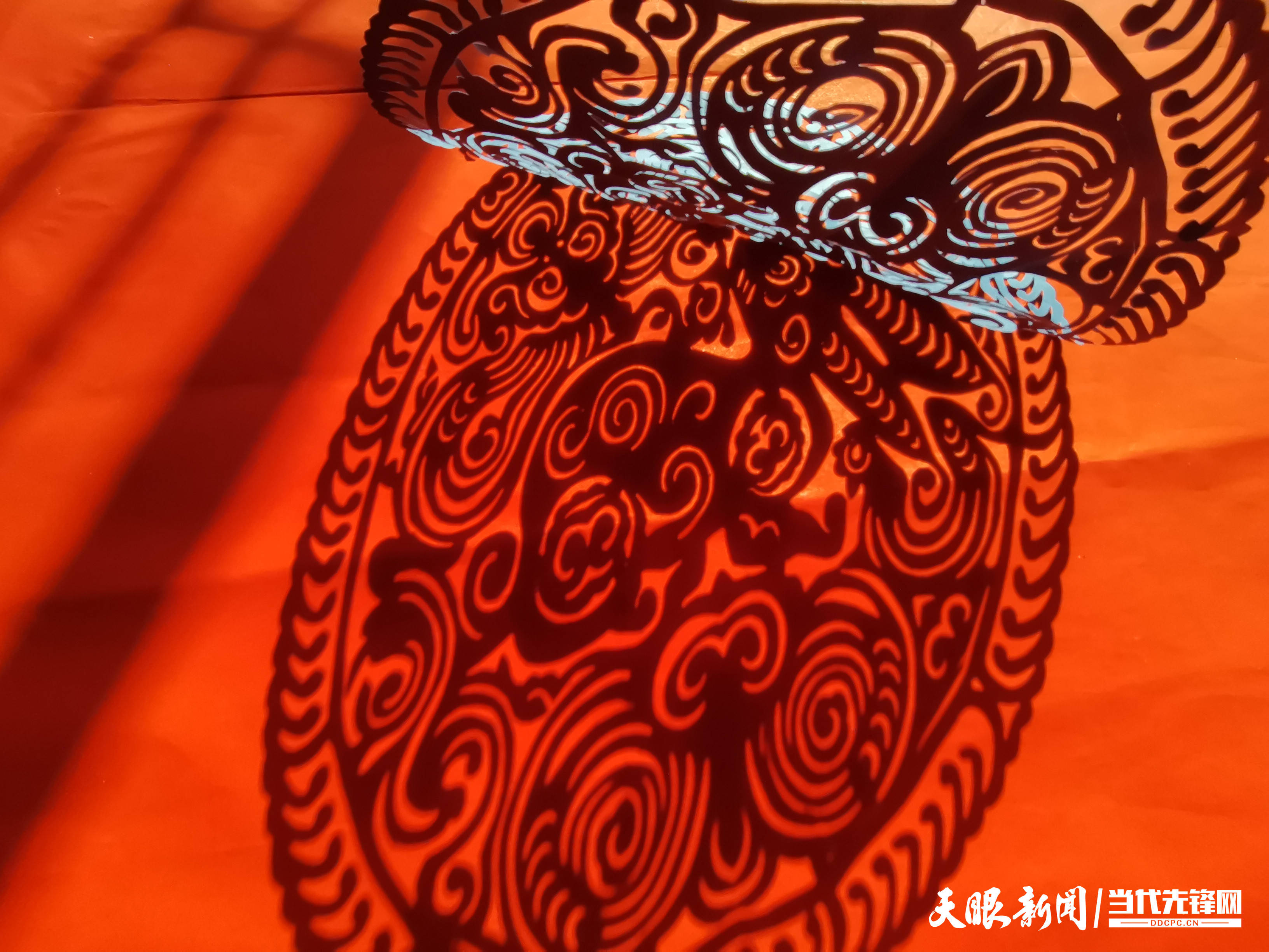 过年|非遗"兔纸"贺新春 指尖技艺生年味_剪纸_杨金秋_文化