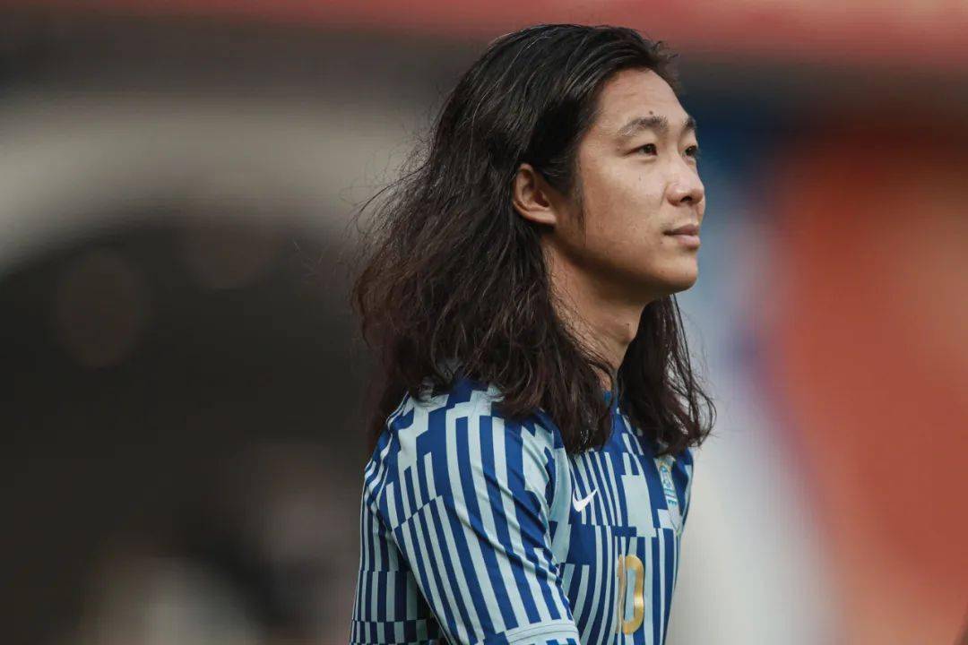 李提香告别「粤漂」:人潮拥挤,但我们都爱你_广州_赛季_球员