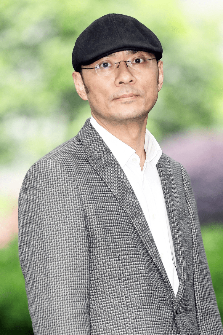 曾获"庄重文文学奖",第十三届"中国图书奖",第一,三届"徐迟报告文学奖