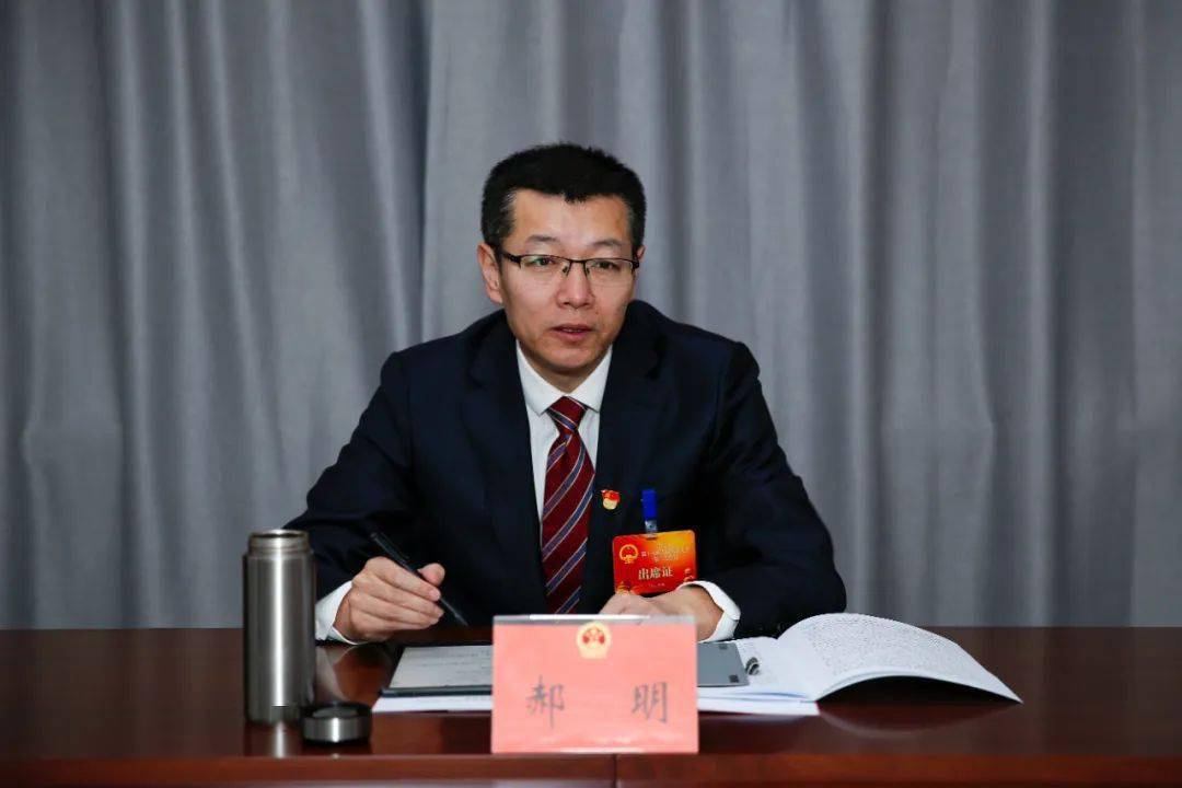 【聚焦两会】刘正祥等参加会宁县第十八届人民代表大会第二次会议分团