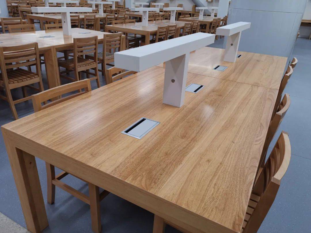 厦门"深夜图书馆"来了!_阅览_价格_坐席