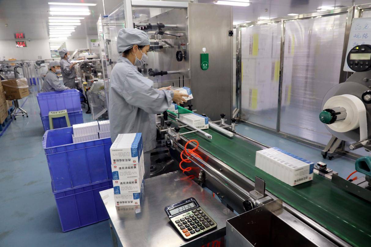 清瘟颗粒的生产;北京同仁堂股份有限公司同仁堂制药厂初四即复工生产