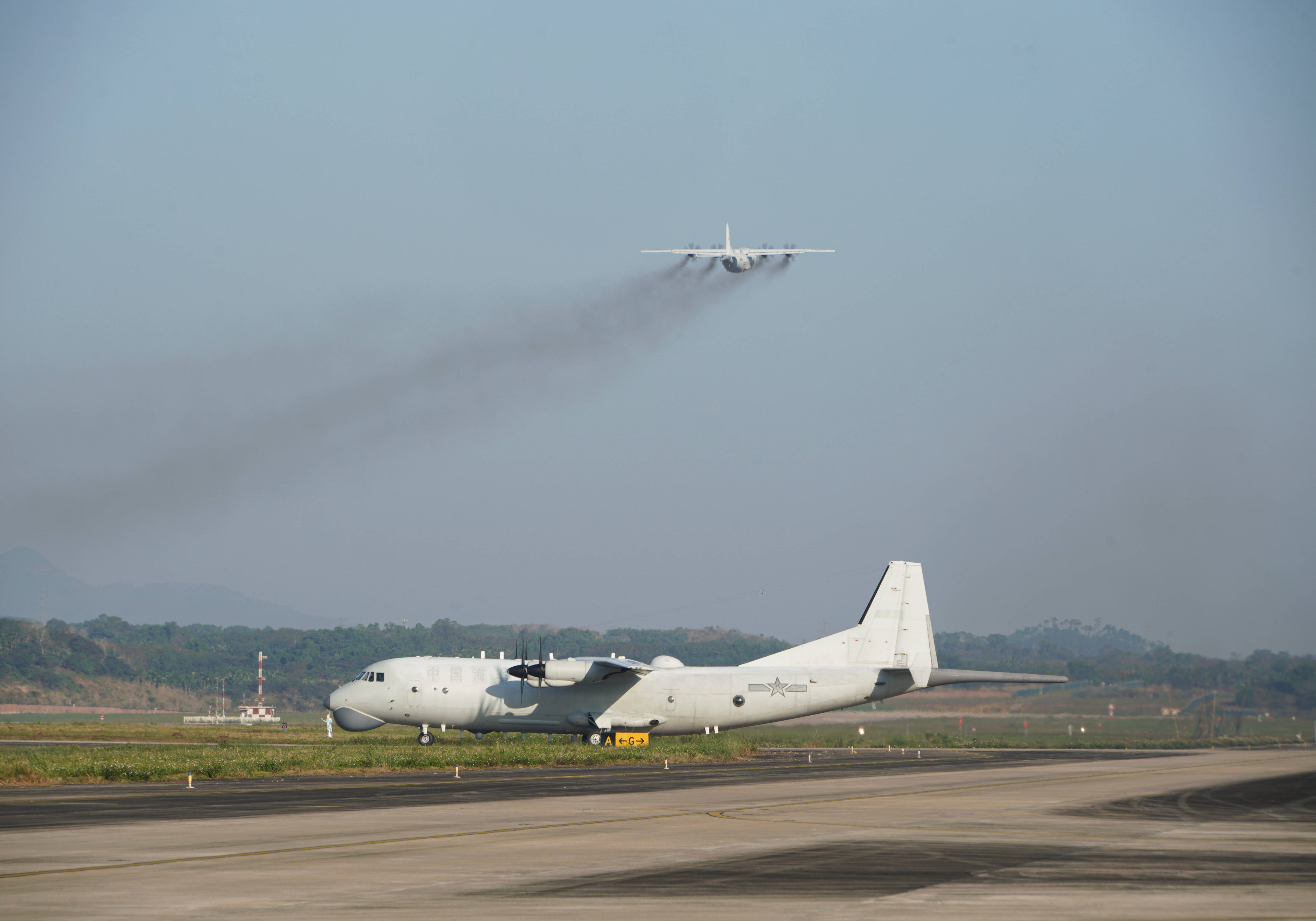 KQ-200反潜巡逻机图片