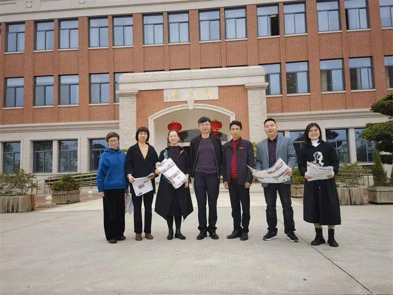 2月7日上午,在翔安区教师进修学校王永富校长,小教室陈陆一主任的带领