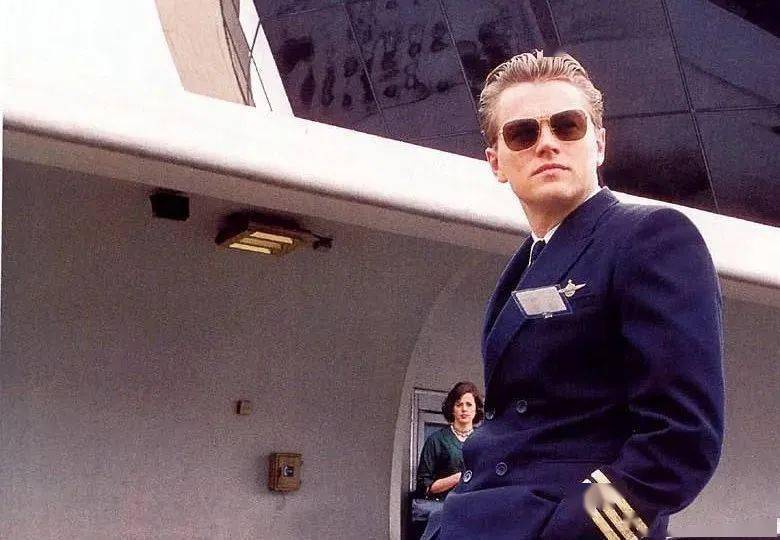 黑帮大佬唐·柯里昂!