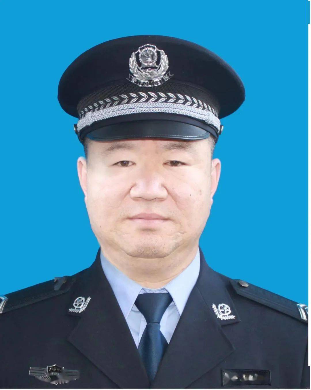 2022内蒙古"感动北疆·最美辅警"事迹展播|郑威:社区警务信息化"管家"