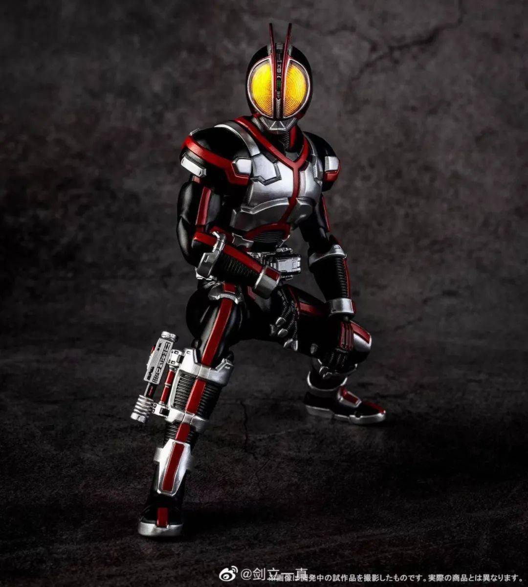 新品预定~ 万代 shf 真骨雕 假面骑士555 faiz 巧爷 乾巧 基础形态