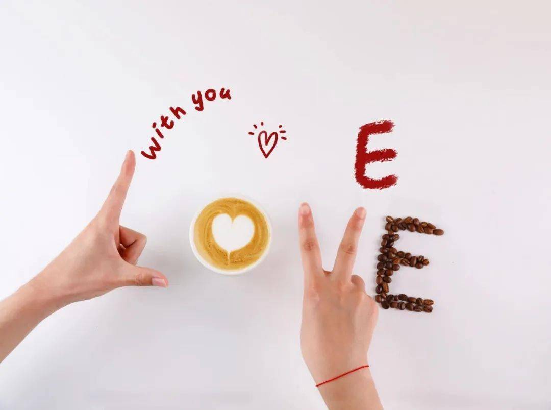 剪刀石头布不一定是在猜拳,也许是在告白we express our love in