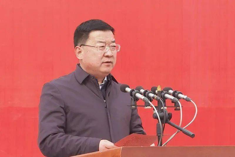 县委书记张辉汇报了临泽县2023年重大项目谋划储备情况及一季度重大