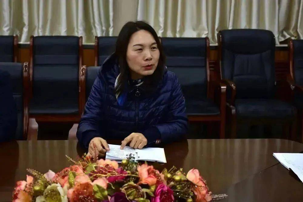 2月8日下午三门峡市教研员刘丽娜老师前来我校调研开学初教学工作,并