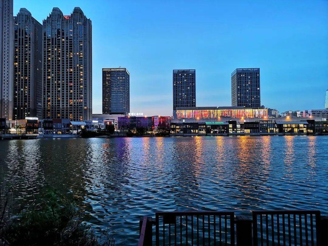 泉州滨江板块,国企红盘新品加推!建面约99-132㎡……_晋江_资料_项目