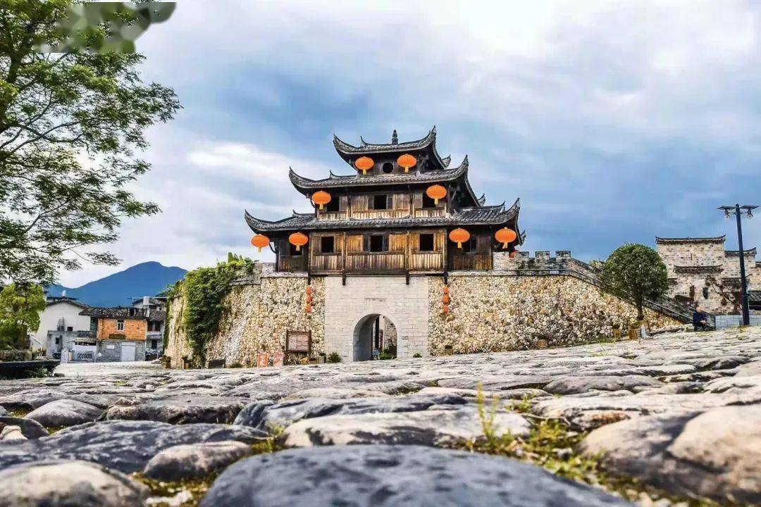 在邵武和平古镇,找一间民宿,感受自然律动,体悟"和"文化魅力!