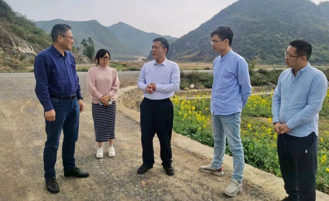 广东客商到兴宾考察投资环境_发展_建设_交流