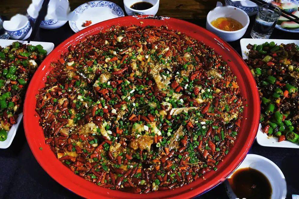 用吃货的方式打开青白江城厢古城~_青白江区_菜品_地址