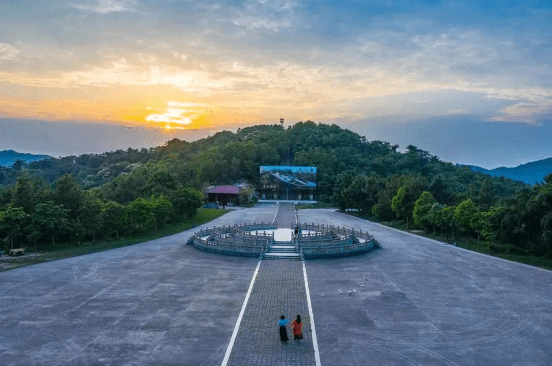 解锁春节新弄法 | 第三站：南国潮玩之旅