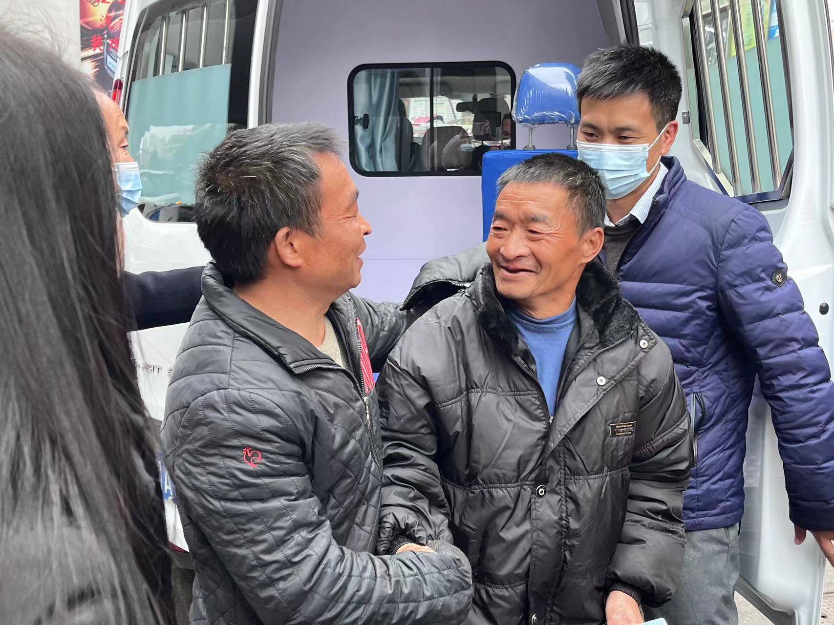 桐梓县_令狐荣_哥哥