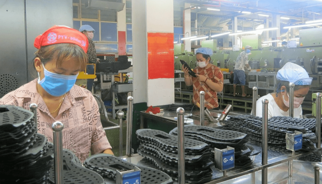 越南宝元鞋厂裁员2000余人_pou_工作_员工