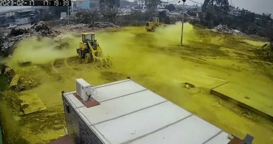 此地不明气体泄漏,有人出现身体不适!_柳州市_柳江_进德镇