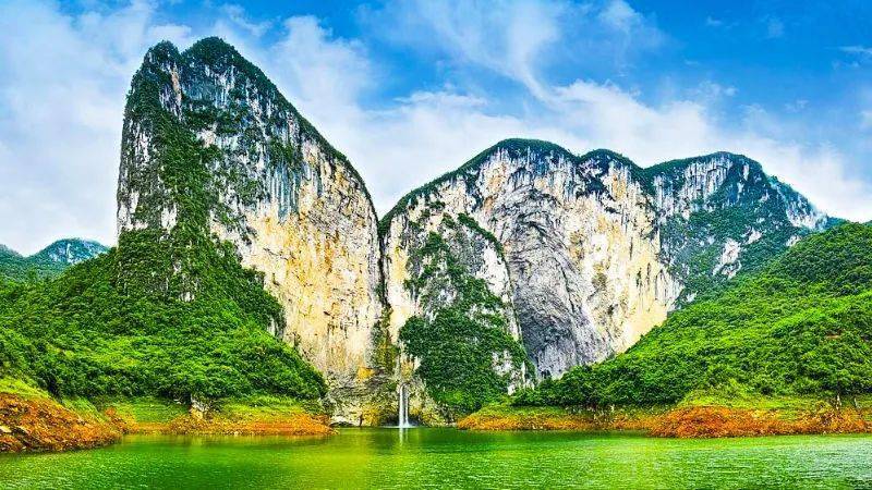 【双飞宜昌,尊享恩施】恩施大峡谷,屏山大峡谷,清江大峡谷,土家女儿城